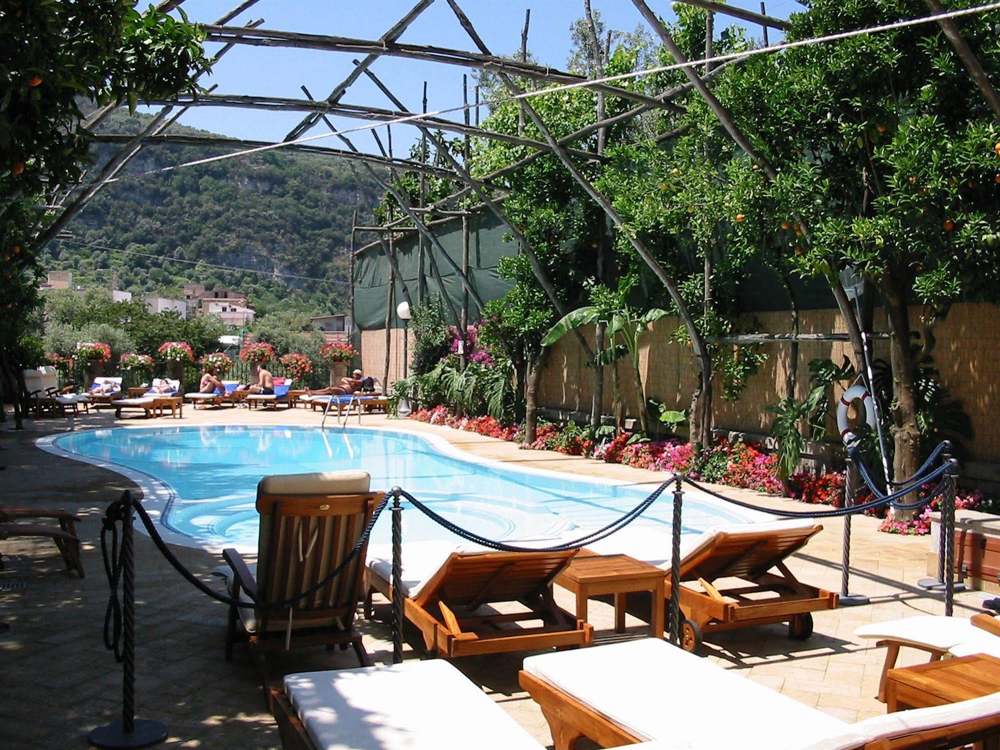 Villaggio Apartahotel 3*